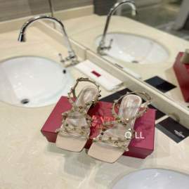 Picture of Valentino Shoes _SKUValentinosz35-406CMLL070220240